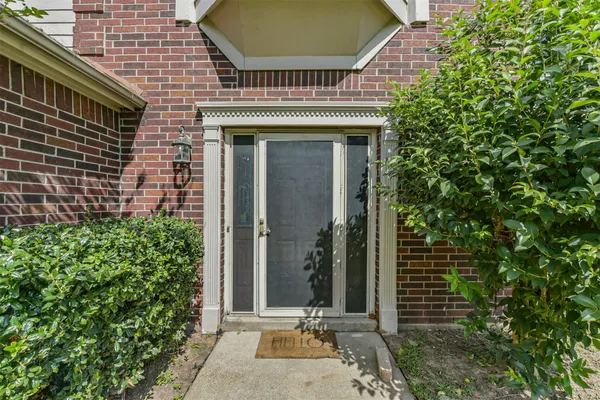 $1,950 | 7063 River Garden Drive, Houston, TX 77095