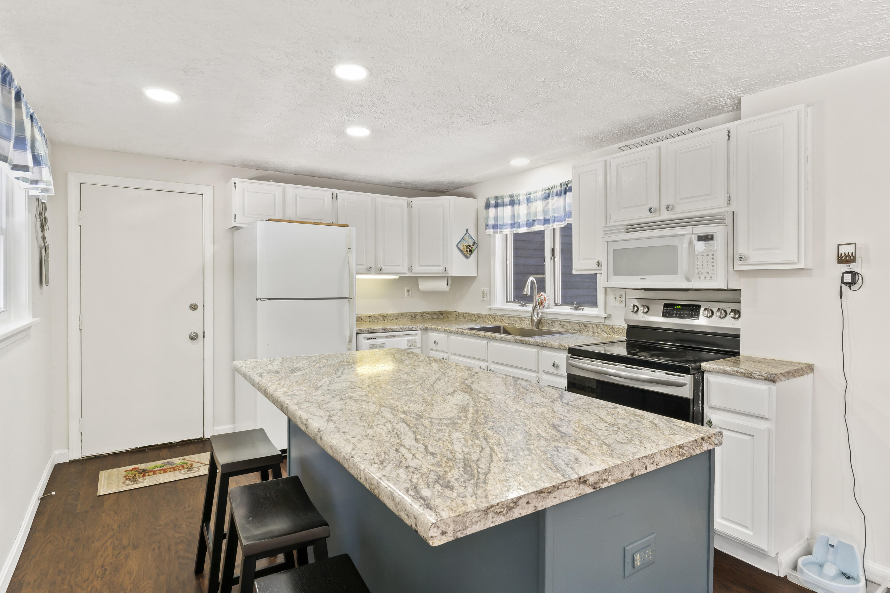 8 Linscott Way, Unit 8 Brunswick, ME 04011 - Photo 11 of 52 8 Linscott Way_116