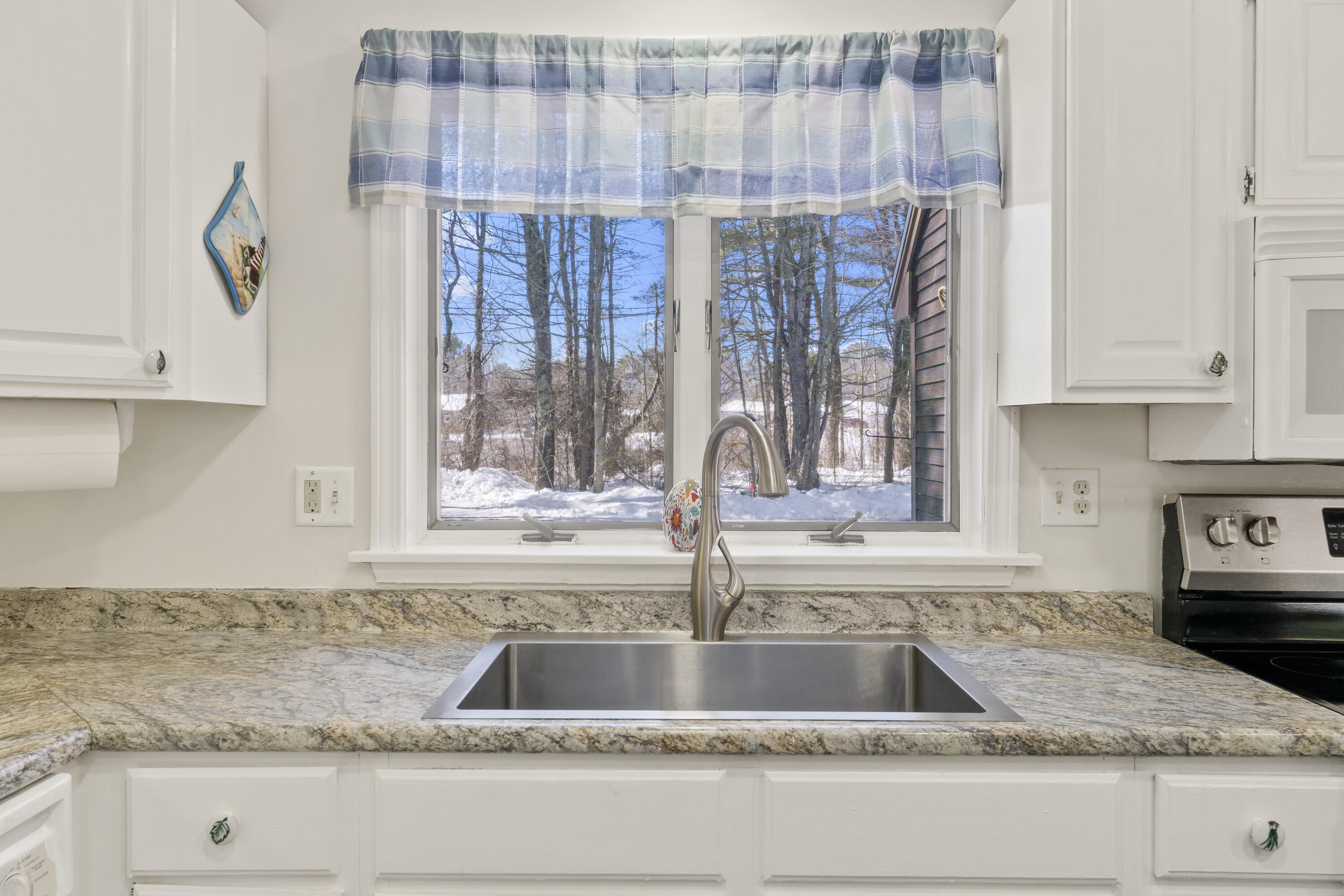 8 Linscott Way, Unit 8 Brunswick, ME 04011 - Photo 13 of 52 8 Linscott Way_118