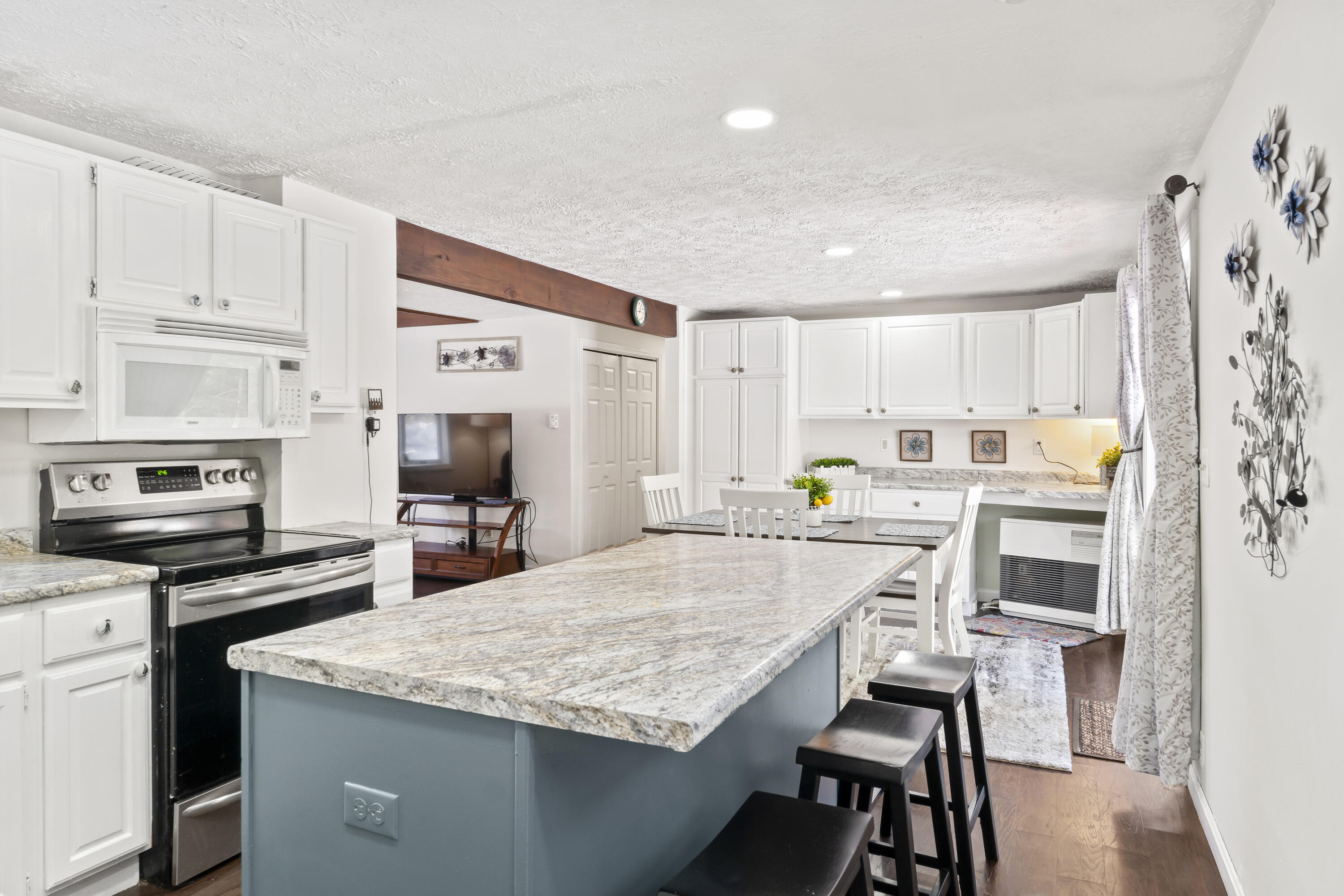 8 Linscott Way, Unit 8 Brunswick, ME 04011 - Photo 14 of 52 8 Linscott Way_119