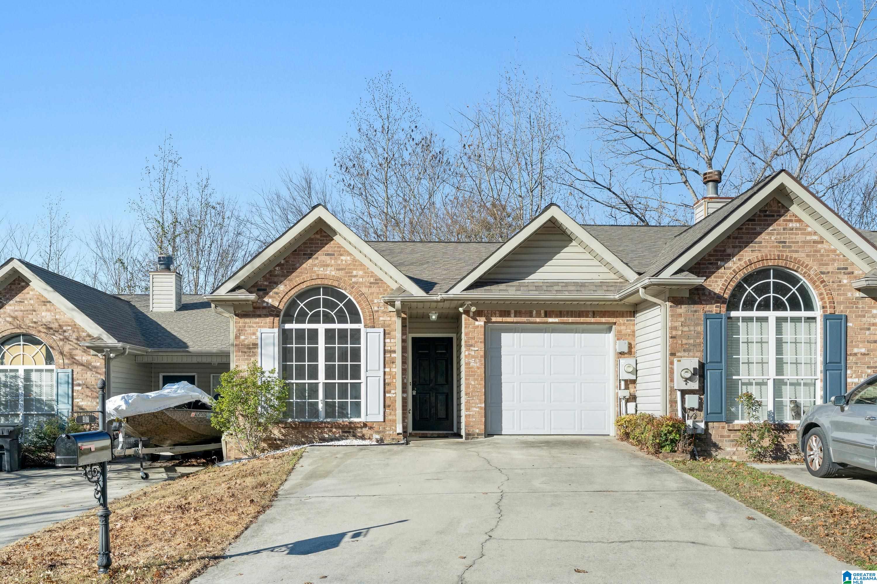 407 Midridge Lane Pelham, AL 35124 - Photo 3 of 26 Gallery Image 3