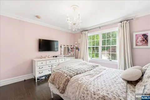 $1,150,000 | 58 Mackay Avenue, Waldwick, NJ 07463