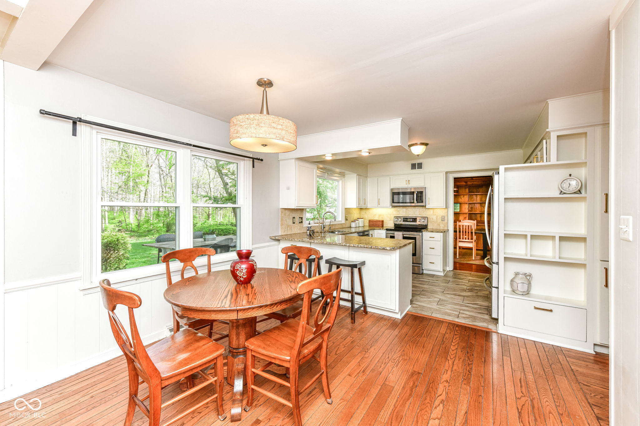 9051 Wickham Road Indianapolis, IN 46260 - Photo 19 of 43