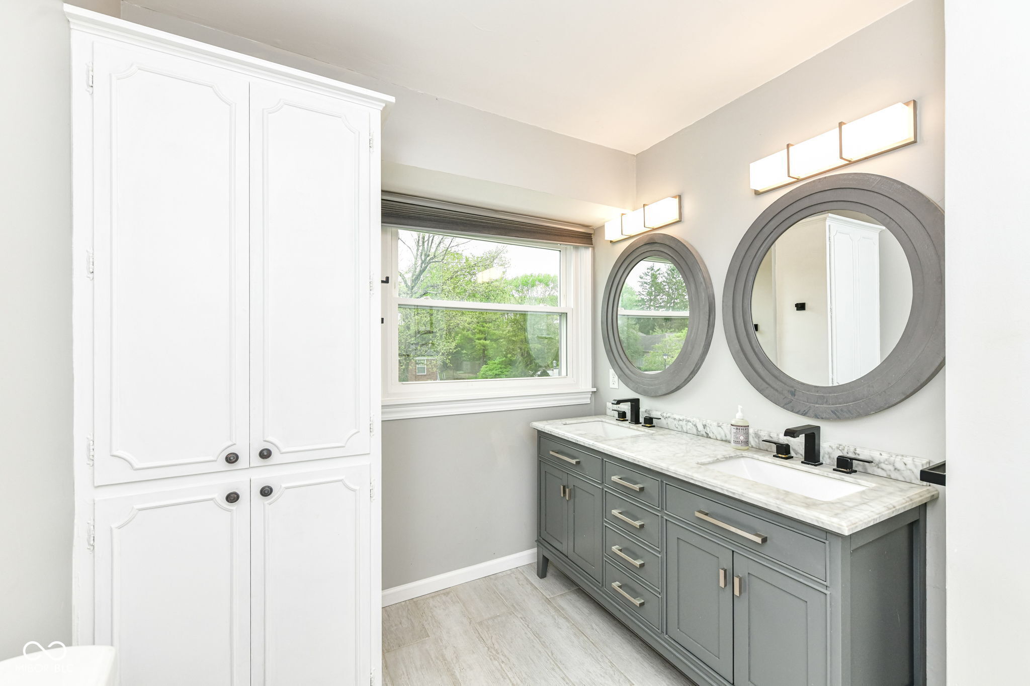 9051 Wickham Road Indianapolis, IN 46260 - Photo 28 of 43