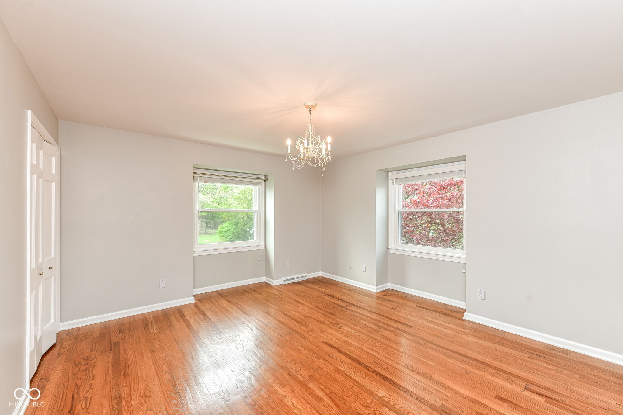 9051 Wickham Road Indianapolis, IN 46260 - Photo 29 of 43