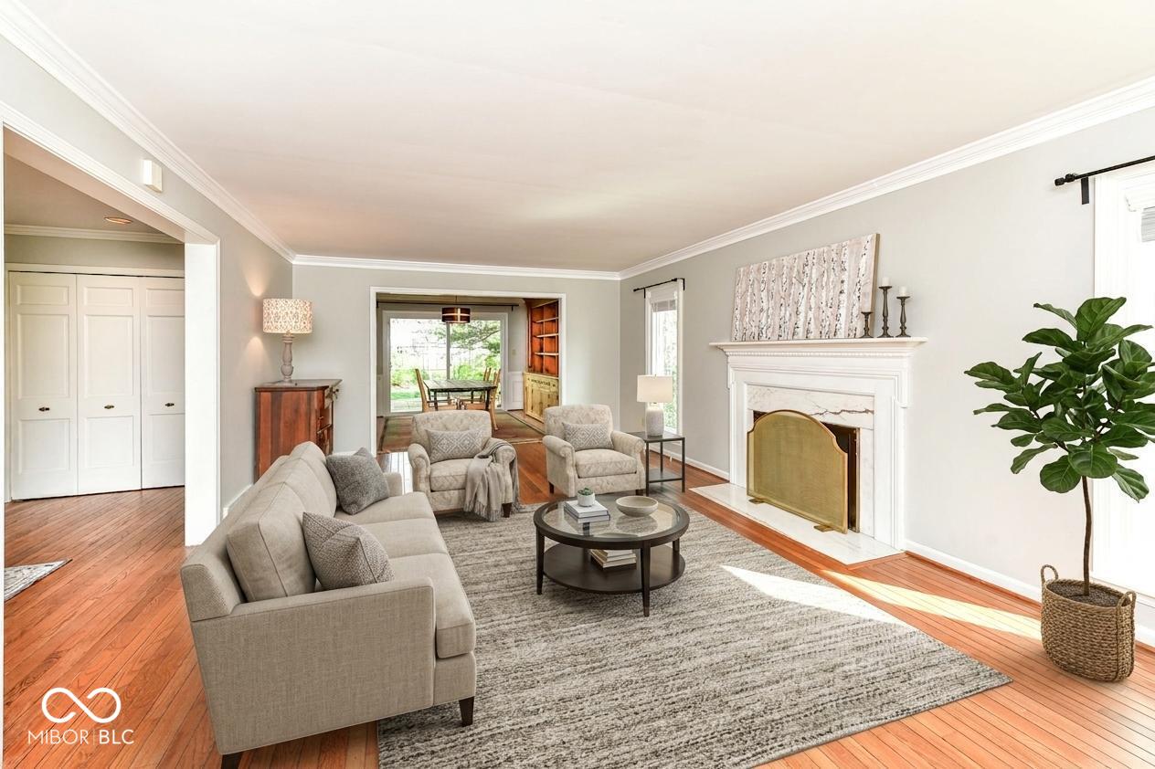 9051 Wickham Road Indianapolis, IN 46260 - Photo 3 of 43