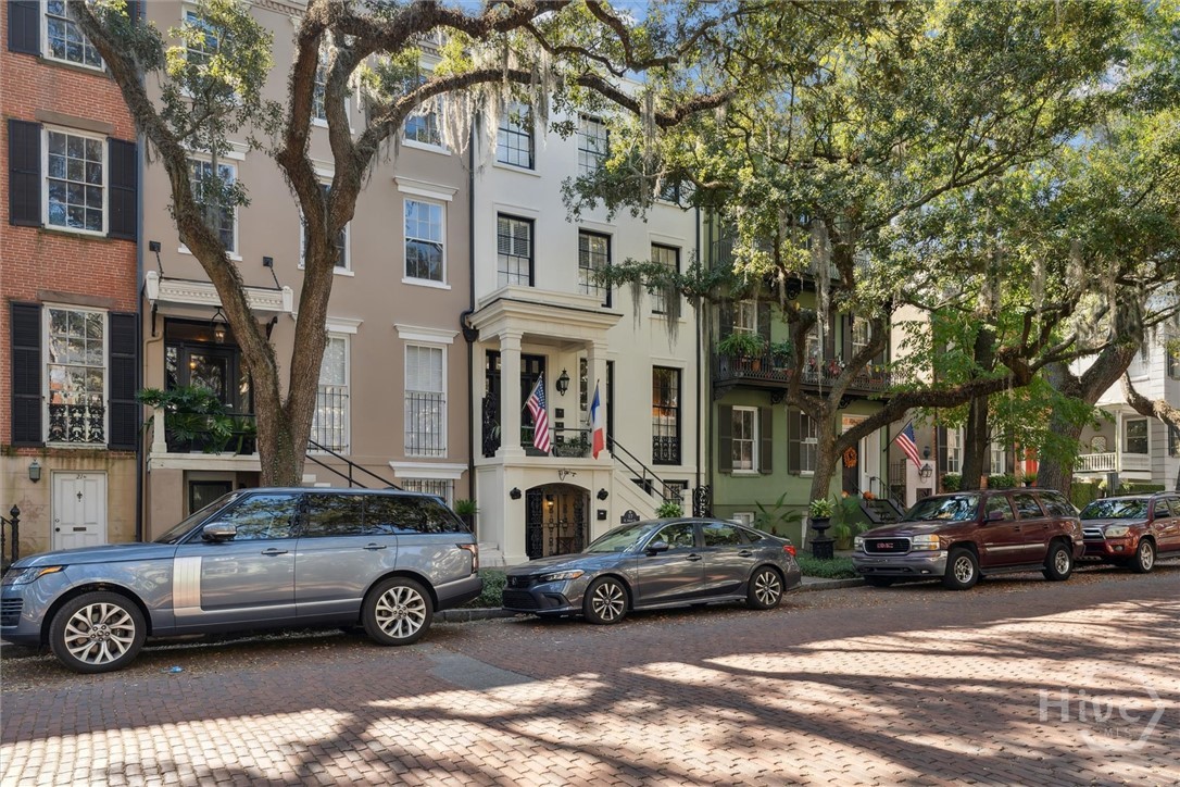 17 East Jones Street, Unit 3 Savannah, GA 31401 - Photo 23 of 24