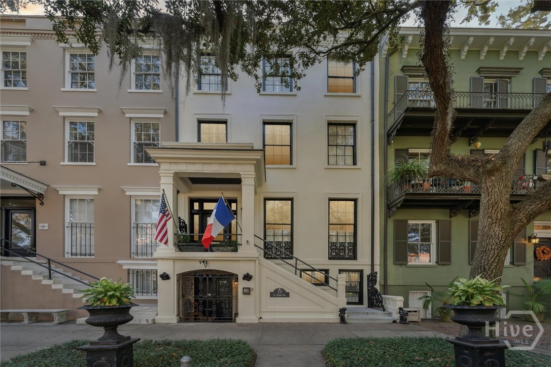 17 East Jones Street, Unit 3 Savannah, GA 31401 - Photo 24 of 24
