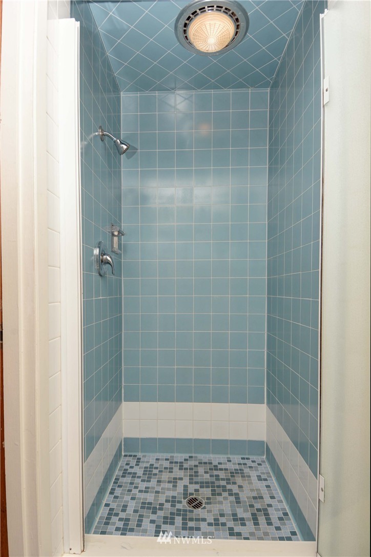 216 Heather Road Everett, WA 98203 - Photo 11 of 25