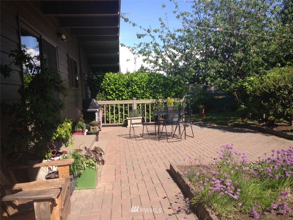 216 Heather Road Everett, WA 98203 - Photo 14 of 25