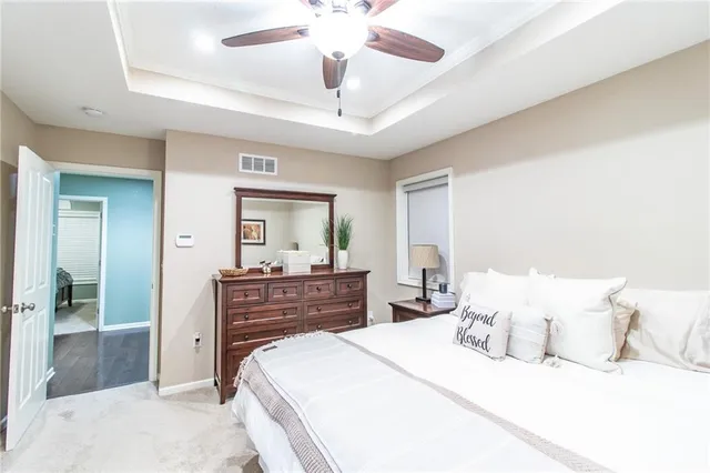 $1,100,000 | 33000 East 331st Street, Garden City, MO 64747