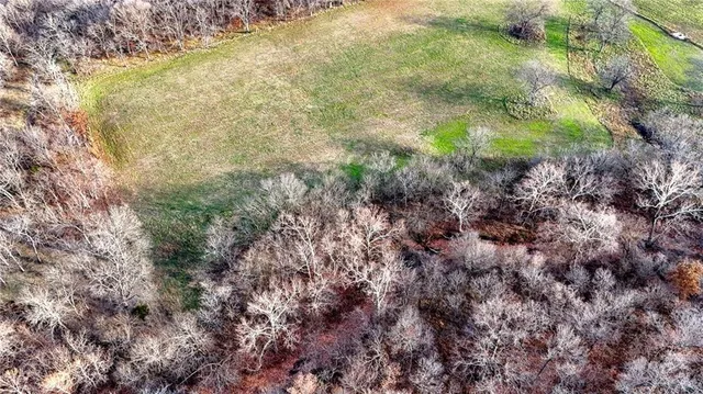 $1,100,000 | 33000 East 331st Street, Garden City, MO 64747