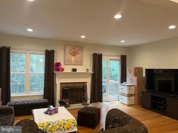 $3,700 | 7438 Chummley Court, Falls Church, VA 22043
