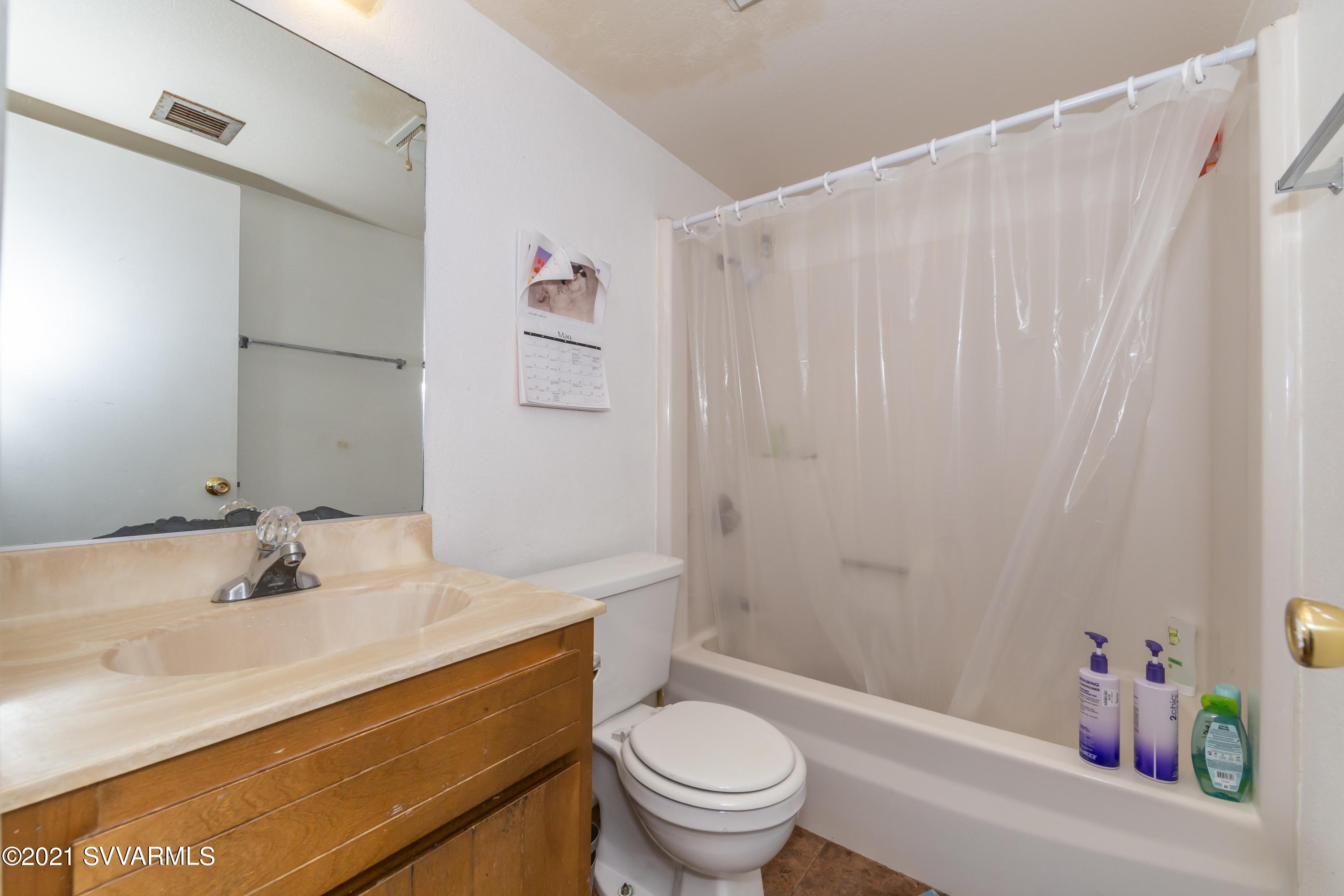325 Price Road Sedona, AZ 86336 - Photo 14 of 26 010_Bathroom
