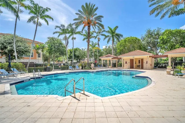 $955,000 | 616 Northeast Venezia Lane, Unit 616, Boca Raton, FL 33487