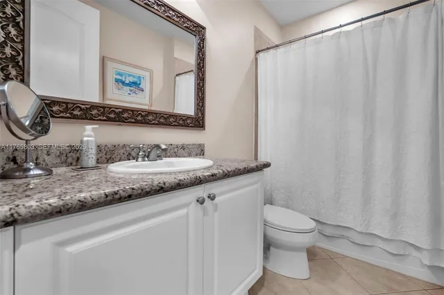 $955,000 | 616 Northeast Venezia Lane, Unit 616, Boca Raton, FL 33487