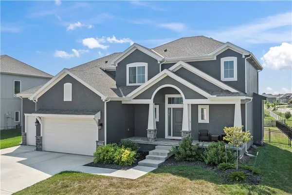 $660,000 | 24795 West 89th Terrace, Lenexa, KS 66227