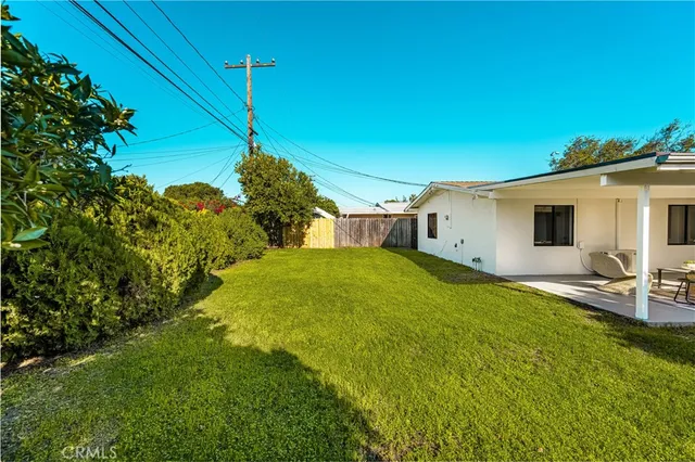 a house view with a outdoor space