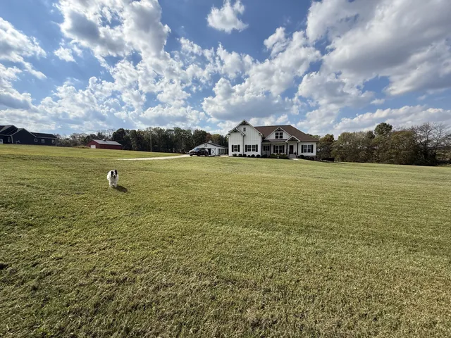 $1,300,000 | 3378 New Hall Road, Greenbrier, TN 37073