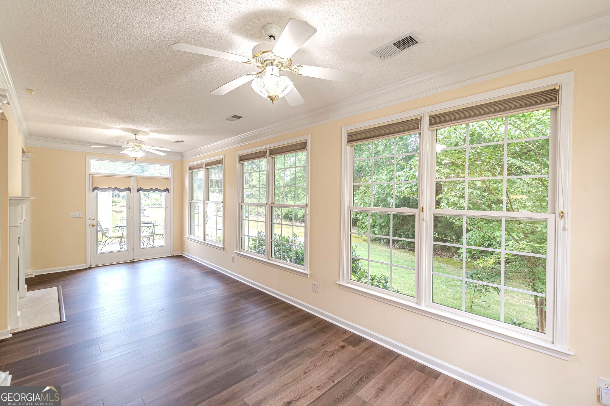 180 Innisbrook Way Fayetteville, GA 30214 - Photo 3 of 54