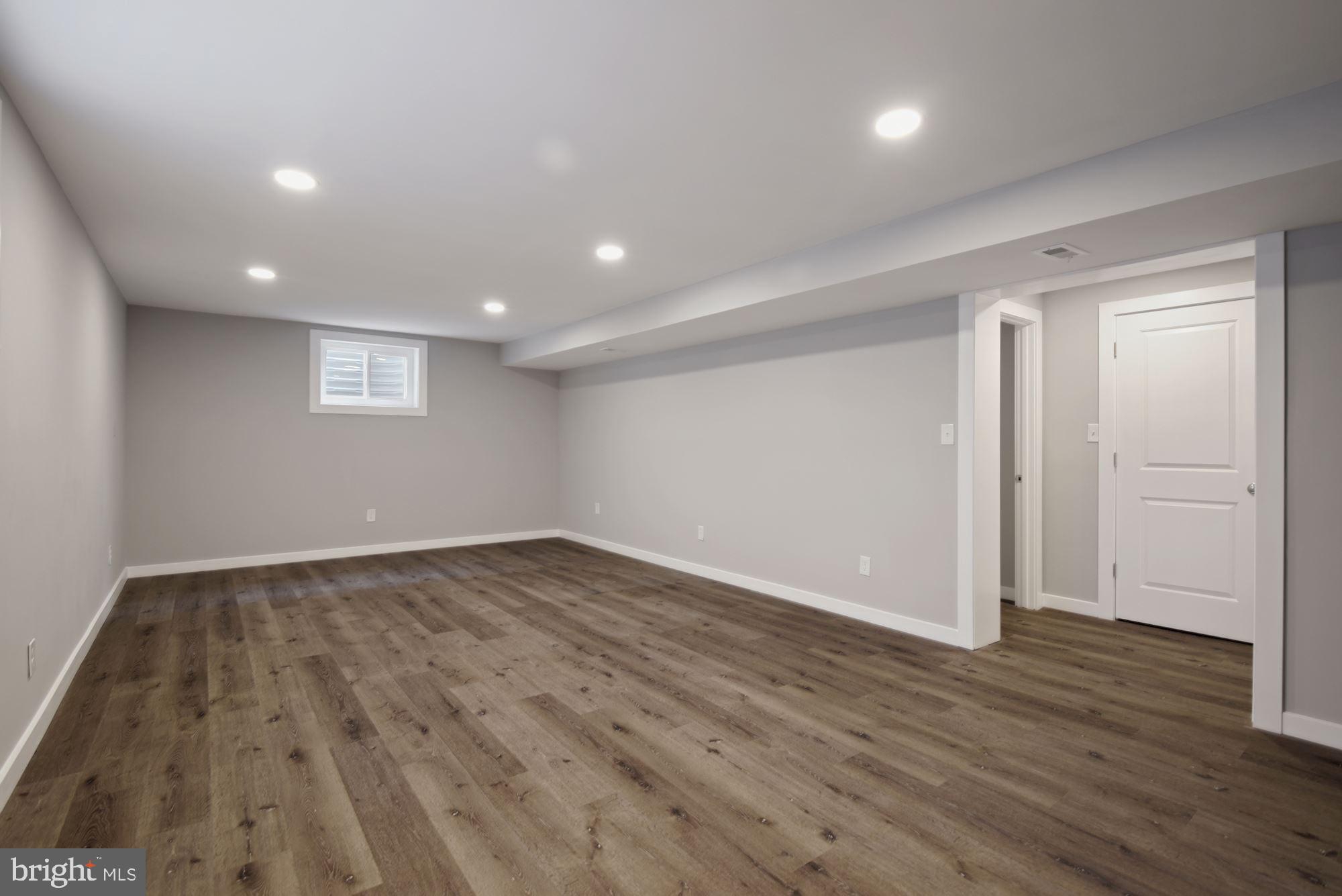 11402 Newport Mill Road Silver Spring, MD 20902 - Photo 31 of 38