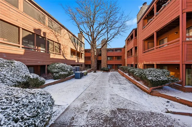 $190,000 | 4681 South Decatur Street, Unit 220, Englewood, CO 80110