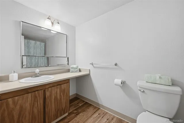 $190,000 | 4681 South Decatur Street, Unit 220, Englewood, CO 80110