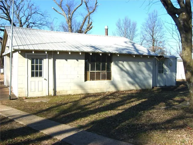 $250,000 | 1808 West Quincy Street, Pittsburg, KS 66762