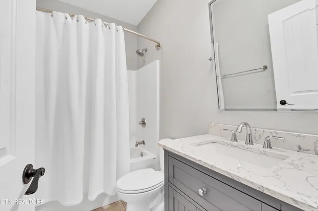 $725,000 | 1619 Amhurst Lane, Maryville, TN 37801