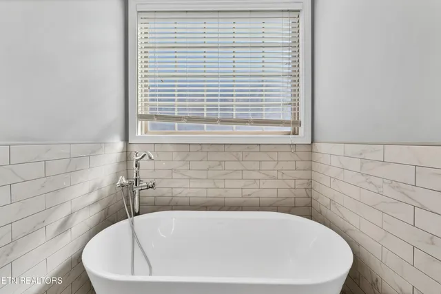 $725,000 | 1619 Amhurst Lane, Maryville, TN 37801