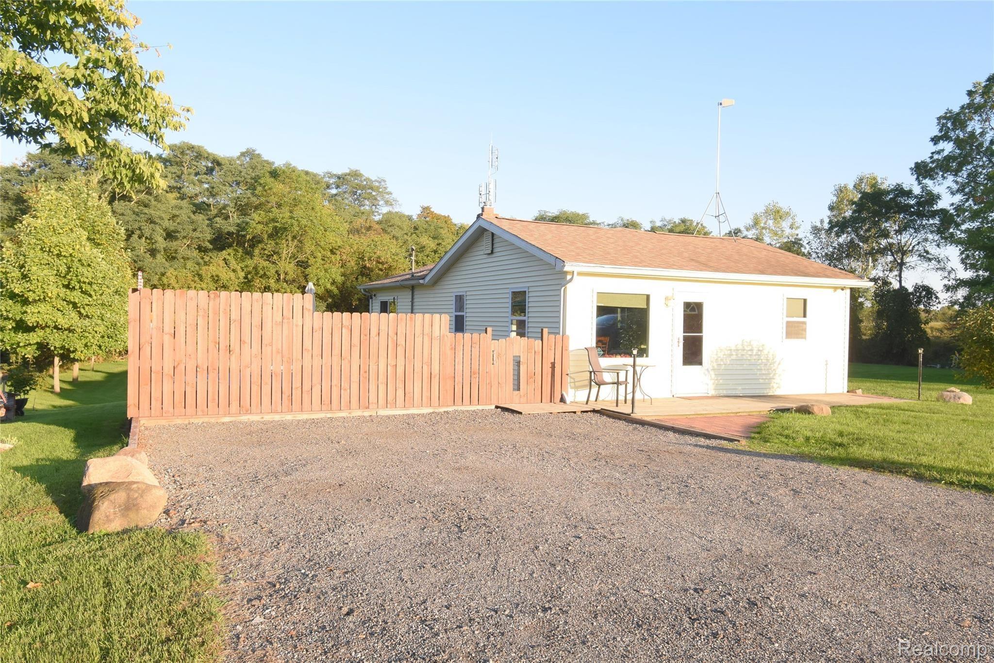 4761 Bancroft Road Durand, MI 48429 - Photo 1 of 30 2.JPG