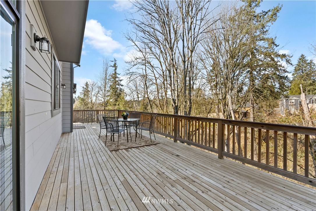 15928 99th Place Northeast Bothell, WA 98011 - Photo 12 of 36 Gallery Image 12
