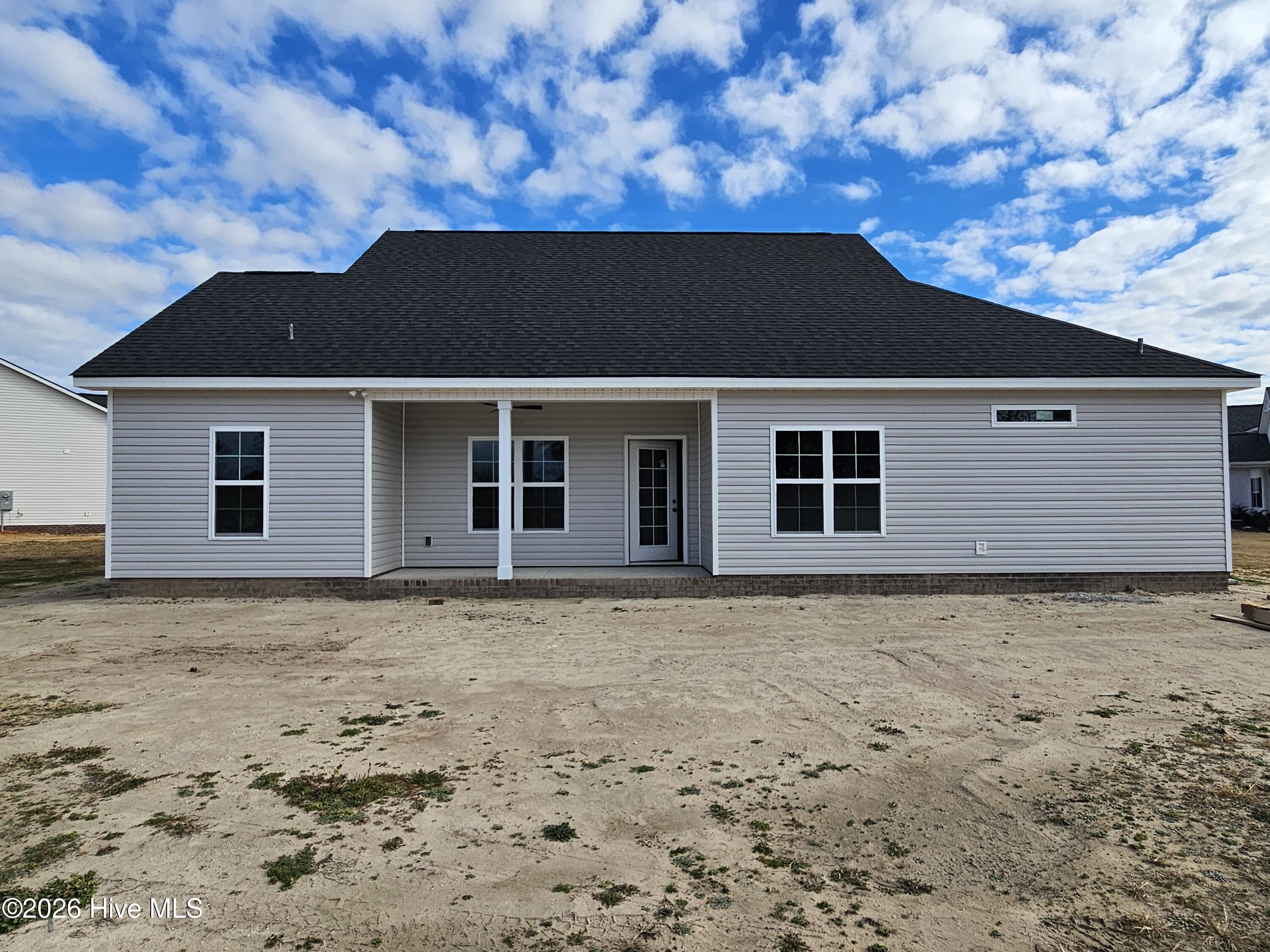 177 Country Cv Lane Clinton, NC 28328 - Photo 2 of 9 20260117_110444