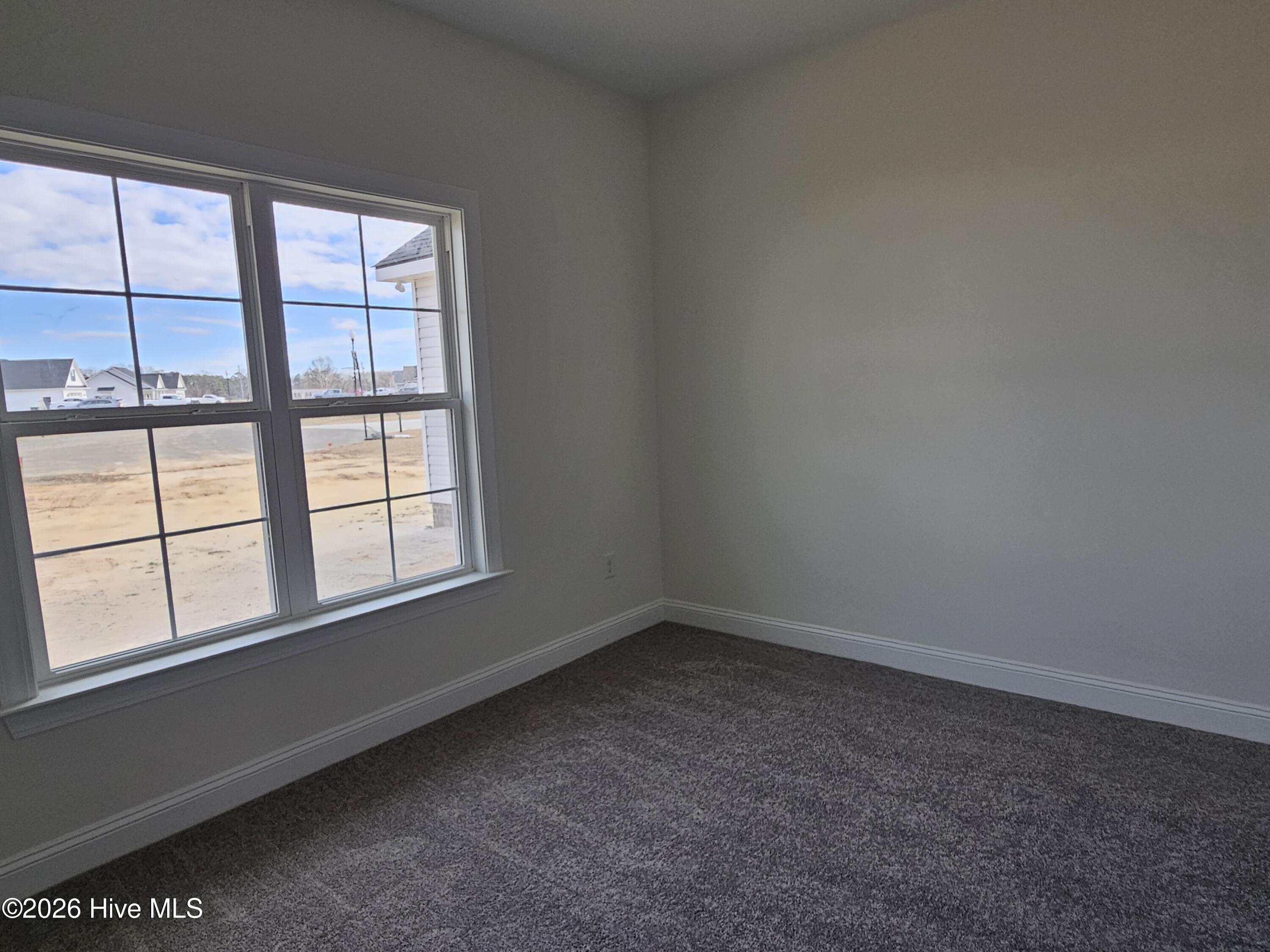 177 Country Cv Lane Clinton, NC 28328 - Photo 7 of 9 20260117_110311