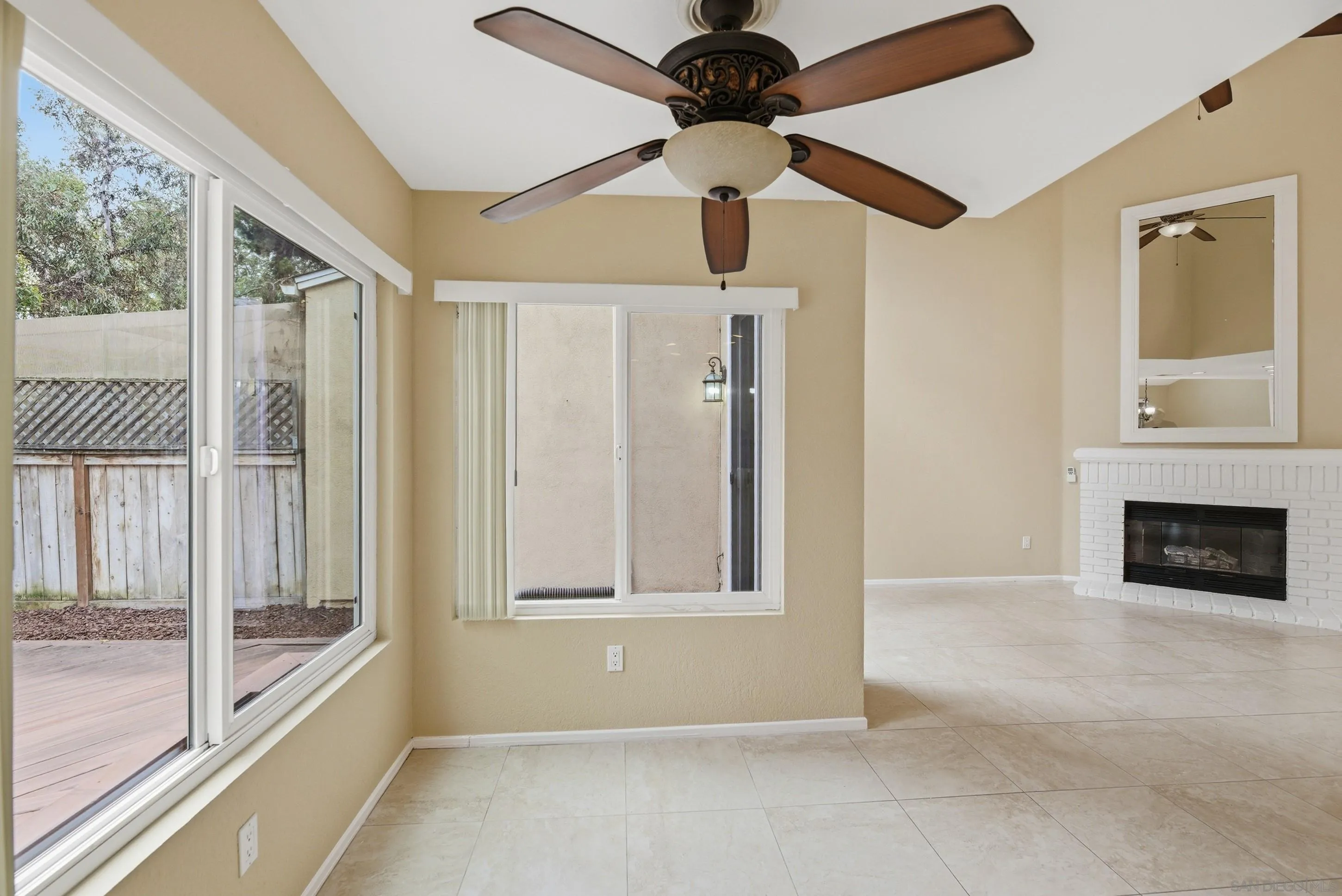 2685 Regent Road Carlsbad, CA 92010 - Photo 9 of 36 Gallery Image 9