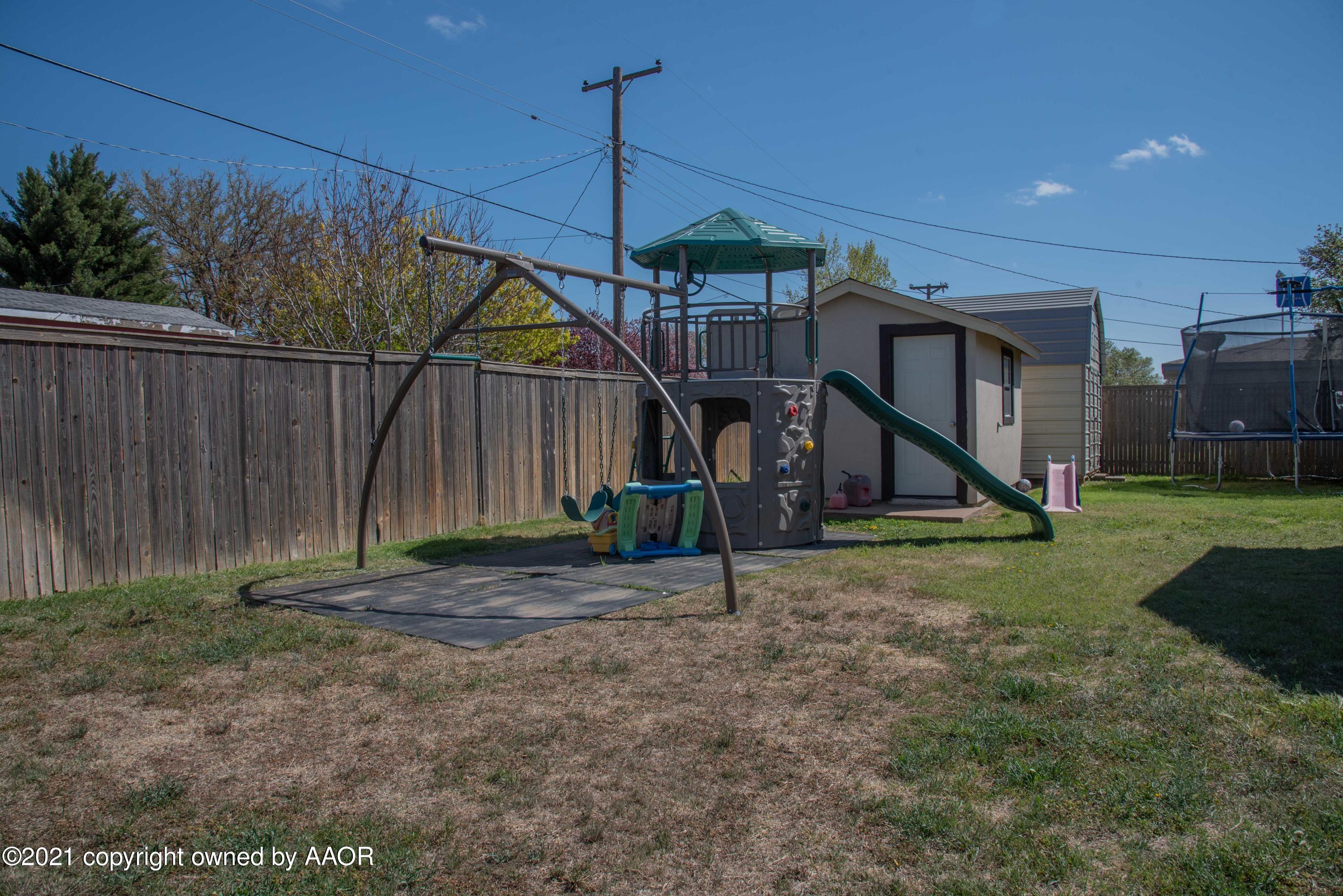 5101 South Austin Street Amarillo, TX 79110 - Photo 20 of 24 a view of outdoor space yard and deck