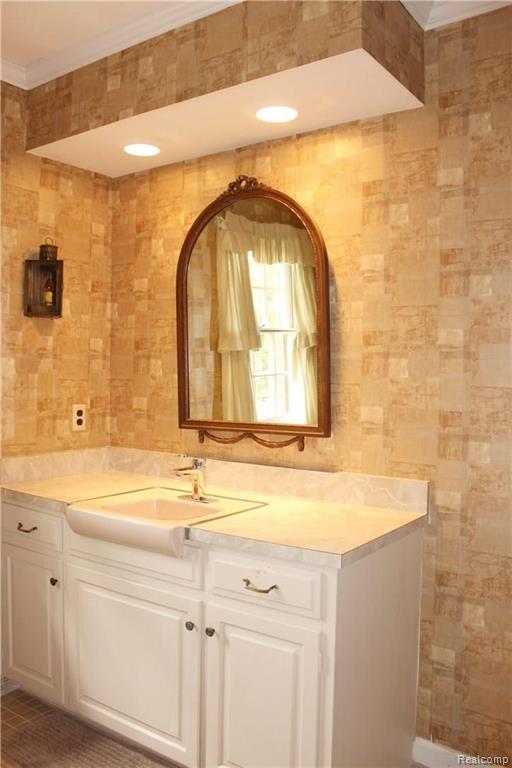 799 East Long Lake Road Bloomfield Hills, MI 48304 - Photo 17 of 31