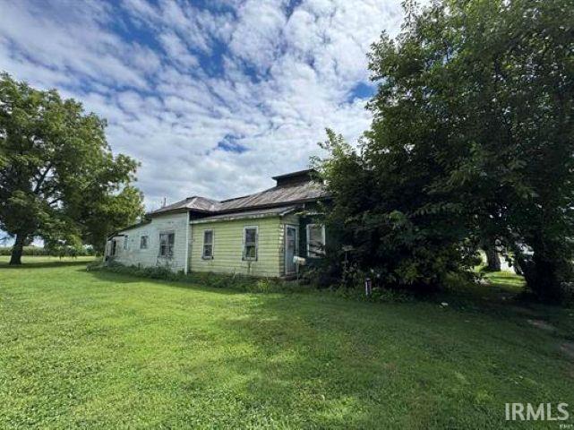 407 South Penn Street Fairmount, IN 46928 - Photo 1 of 3