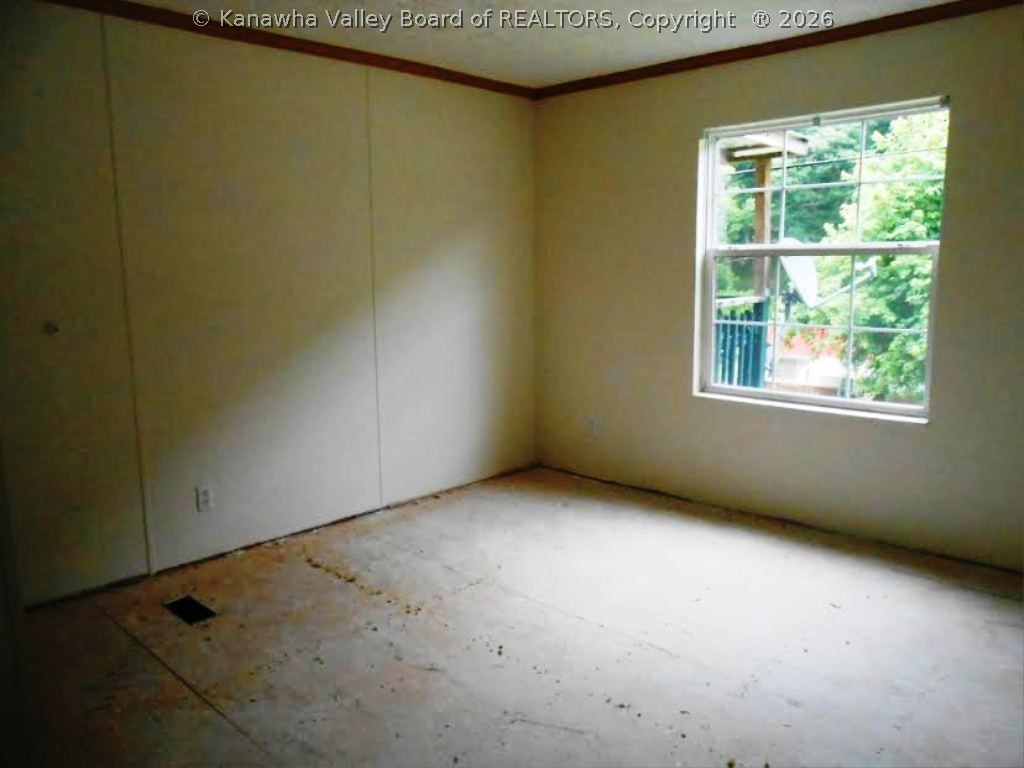 12956 Charleston Road Kenna, WV 25248 - Photo 9 of 13 Gallery Image 9