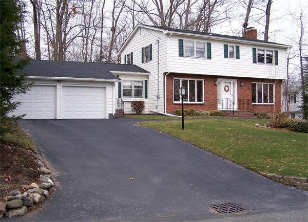 25 Bradley Road Andover, MA 01810 - Photo 1 of 18 Gallery Image 1
