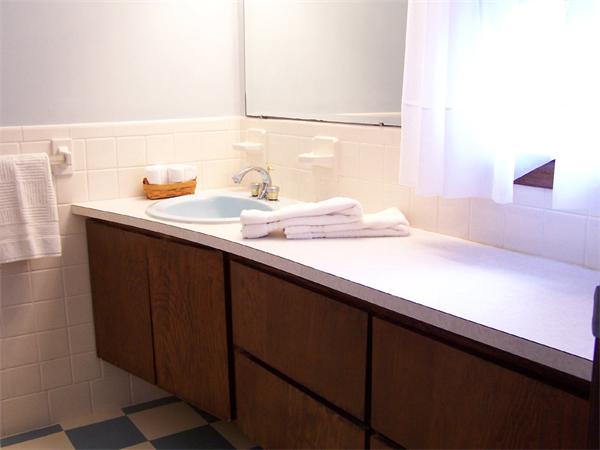 25 Bradley Road Andover, MA 01810 - Photo 13 of 18 Gallery Image 13