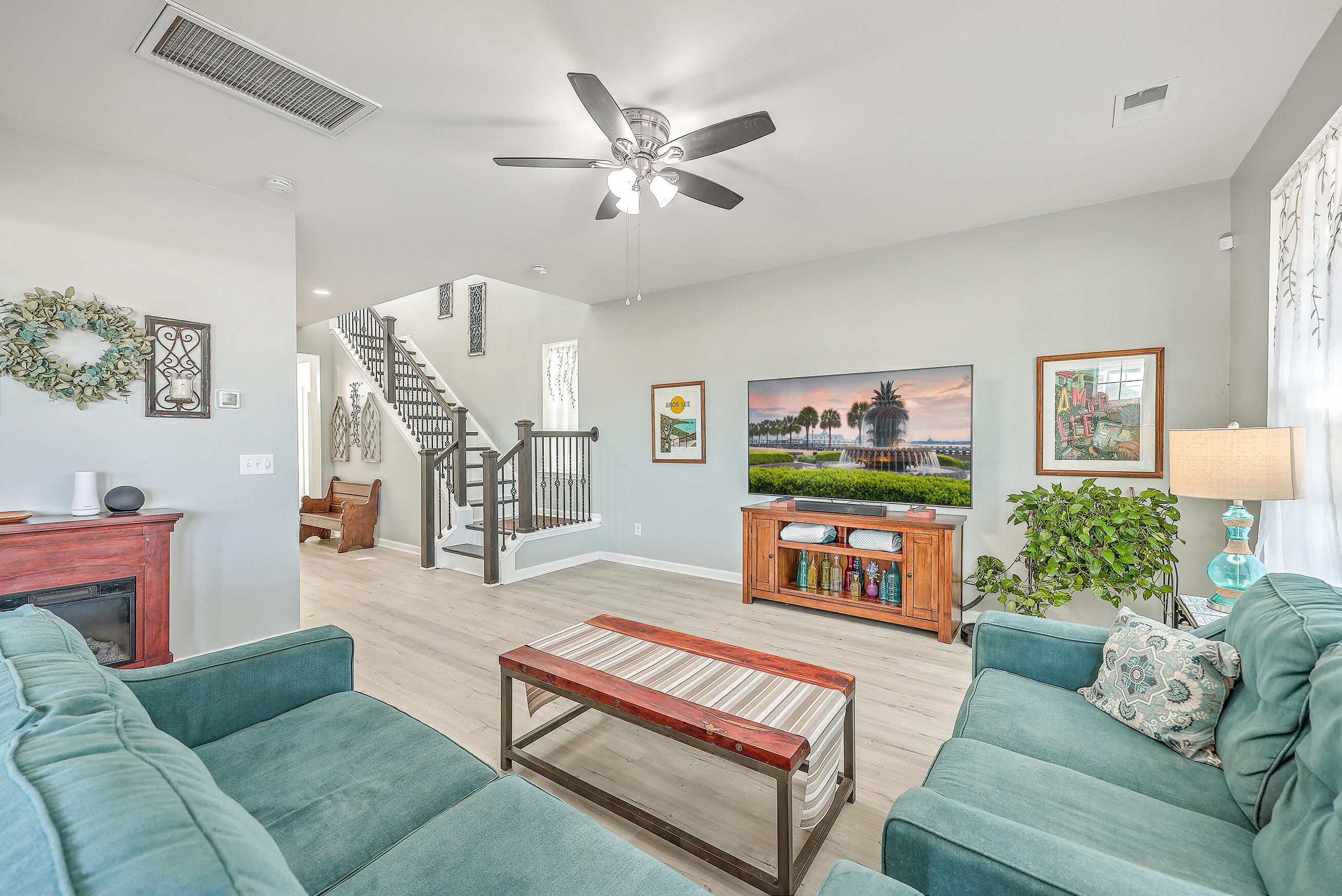 138 Oyama Road Summerville, SC 29486 - Photo 3 of 19 ZYN_6651_2_3_4_5_6_7