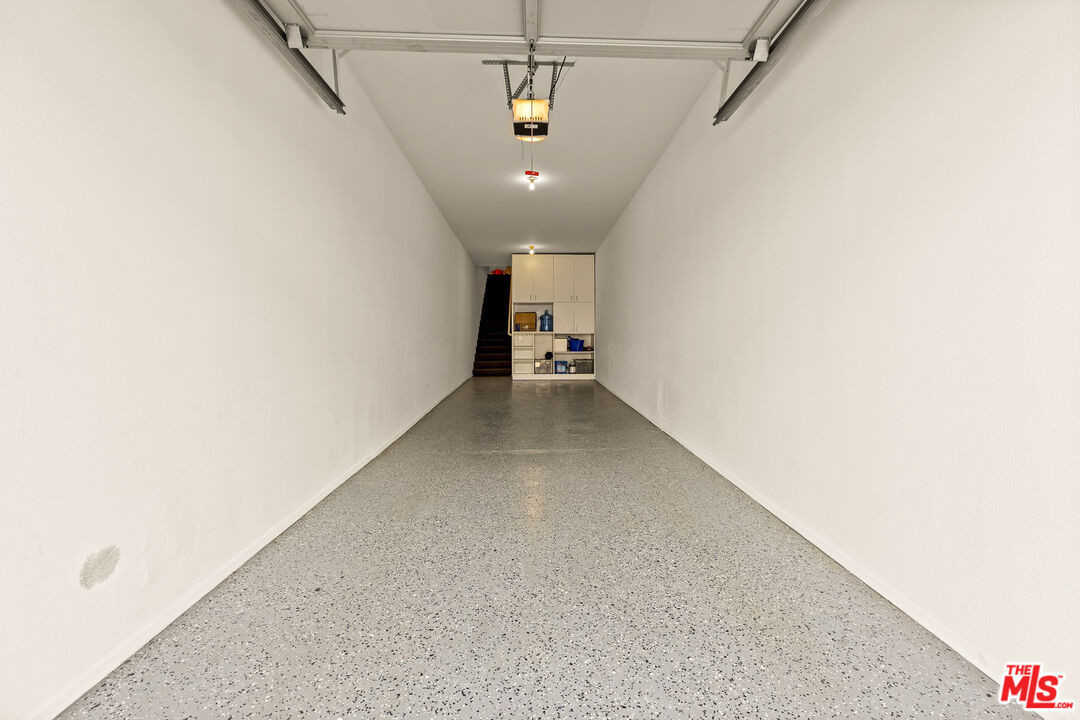 3616 The Strand, Unit C Manhattan Beach, CA 90266 - Photo 33 of 34 a view of a hallway with stairs