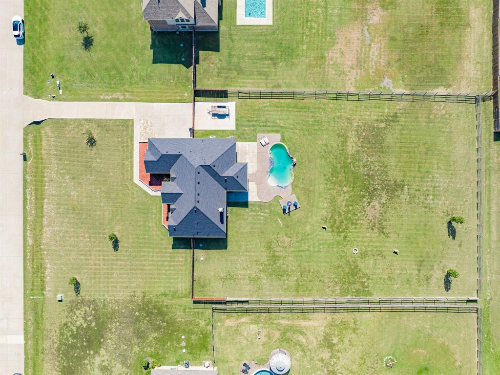 14176 Paterson Road Talty, TX 75126 - Photo 39 of 40 a bathroom with a shower