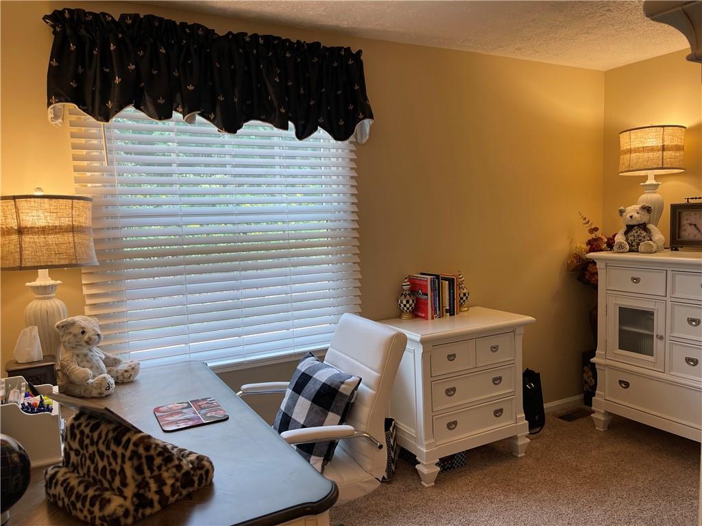 140 Rocky Ridge Road Bethel Park, PA 15102 - Photo 20 of 25 Gallery Image 20