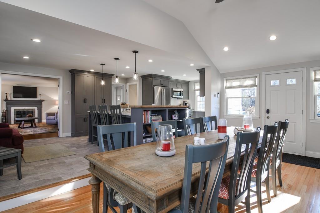 5 Aqueduct Road Natick, MA 01760 - Photo 2 of 26 Gallery Image 2
