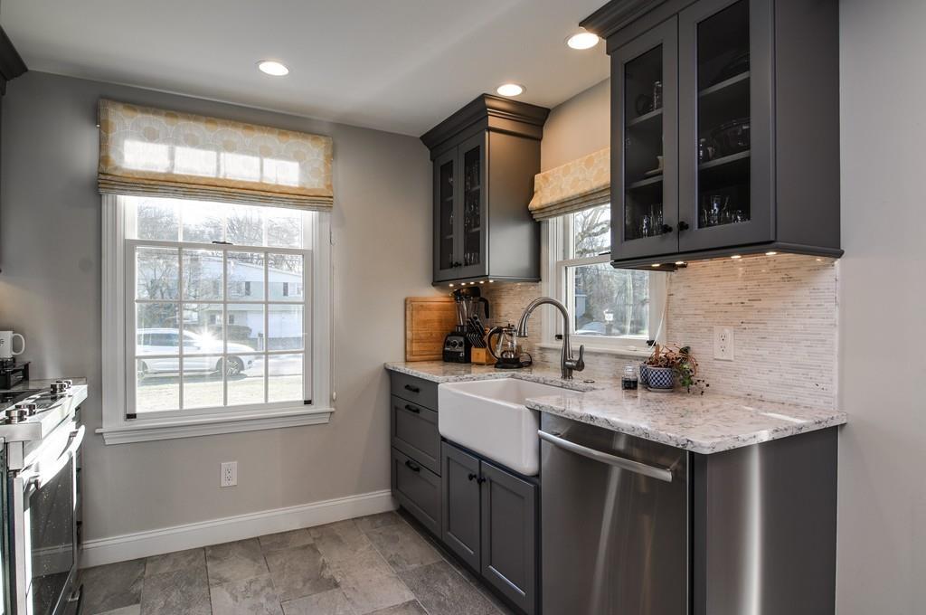 5 Aqueduct Road Natick, MA 01760 - Photo 8 of 26 Gallery Image 8