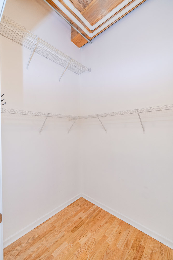 1503 South State Street, Unit 403 Chicago, IL 60605 - Photo 10 of 20 a view of a room with shelf