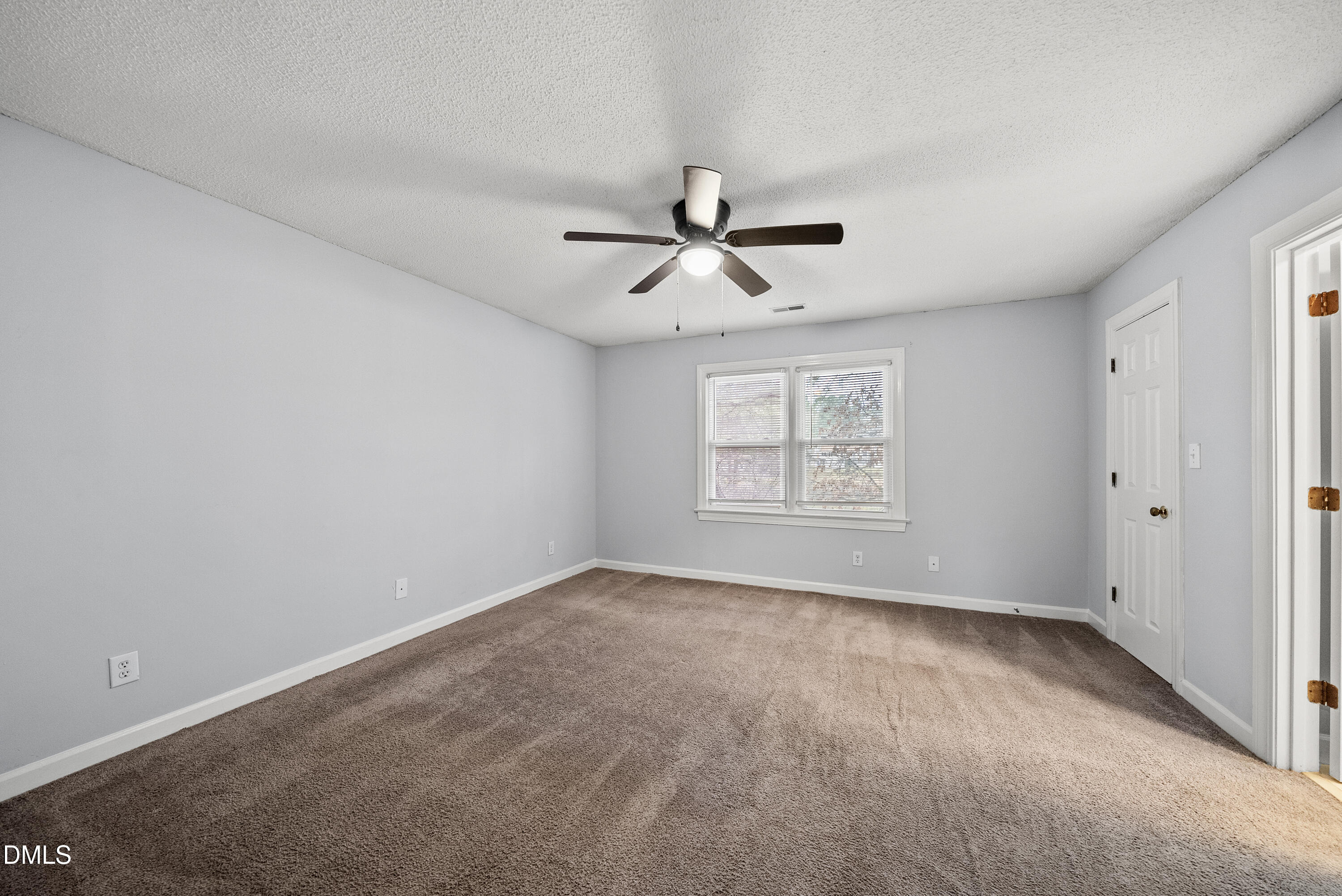 6115 Highcastle Court Raleigh, NC 27613 - Photo 14 of 32 DSC03337