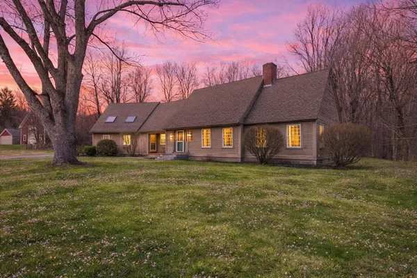 $599,900 | 40 Pelham Drive, Fitchburg, MA 01420